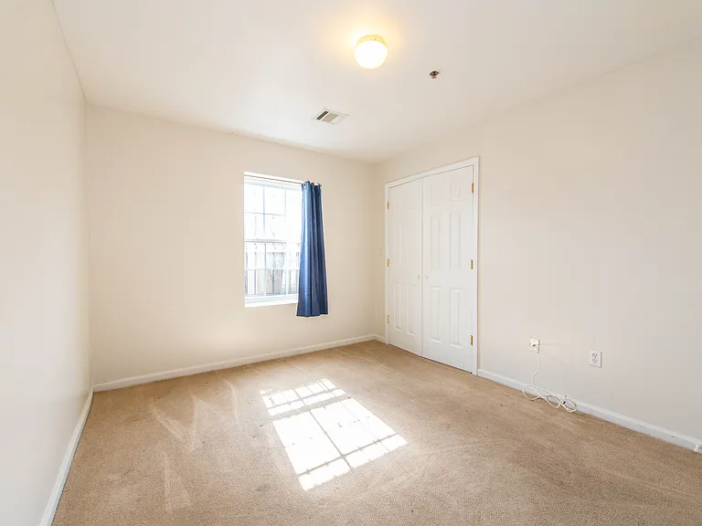 279 Orange St #1 — Photo 14