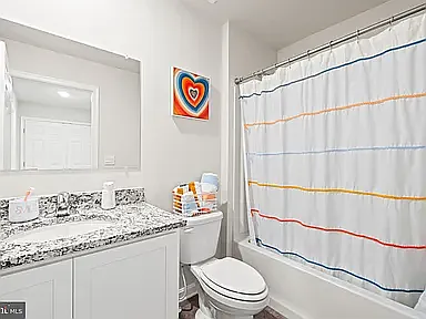 204 Caterpillar Dr — Photo 4