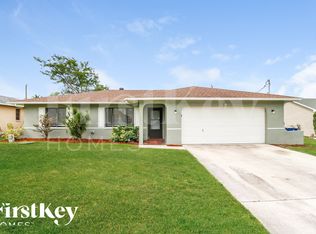 8401 Buena Vista Rd, Fort Myers, FL 33967