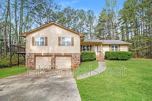 307 Hamilton Glenn Photo 1