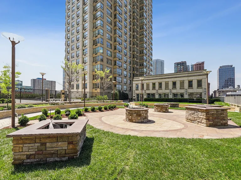 88 Morgan St #2401 — Photo 27
