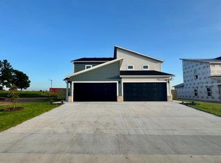 1703 SW Casuarina Dr #1, Bentonville, AR 72713