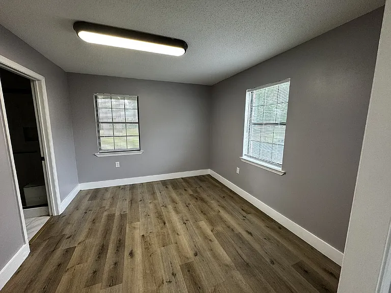 1035 Bacon Rd — Photo 15
