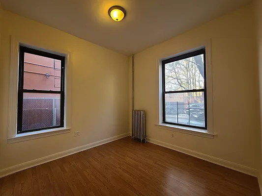 Rented by Oxford Property Group | media 9