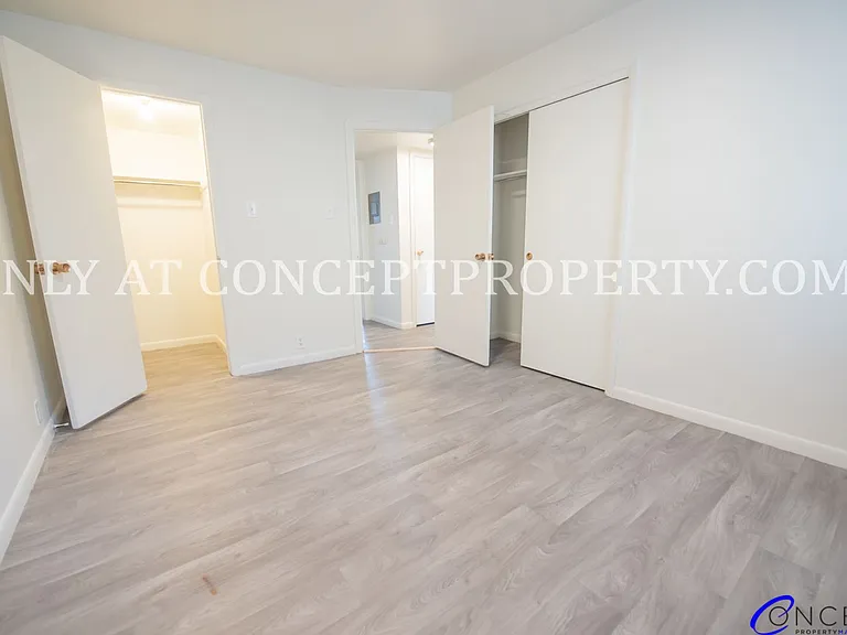 425 E 3rd Ave — Photo 55