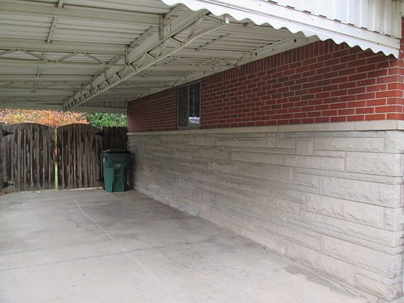 2nd image of 5362 Meadowood Dr