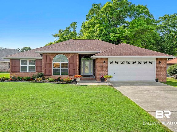 2nd image of 10679 Mahogany Ln