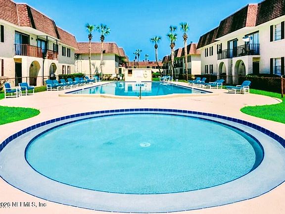 4th image of 1647 EL CAMINO Road #5