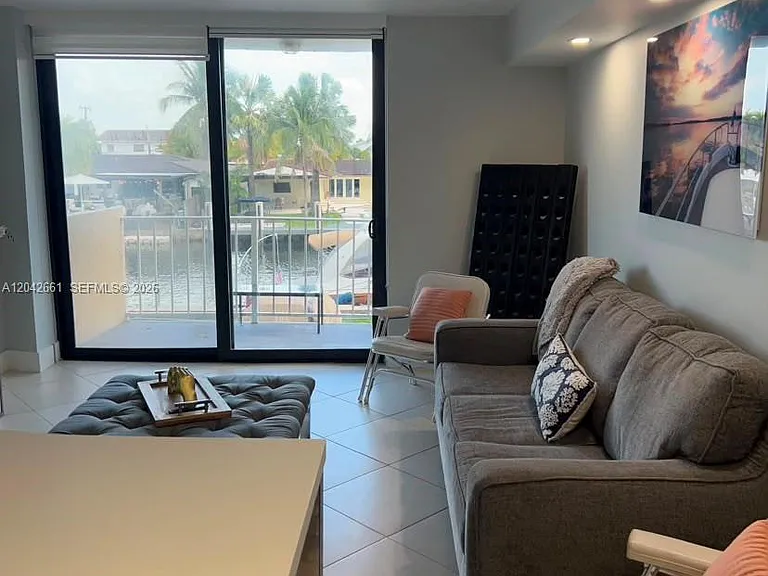 2350 NE 135th St #209 — Photo 9