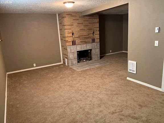 3rd image of 2901 E 13th St