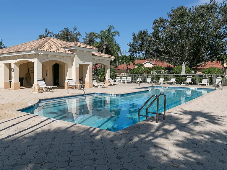 12021 Brassie Cir #201 — Photo 14