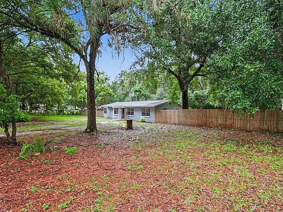 4th image of 5328 Lantana St