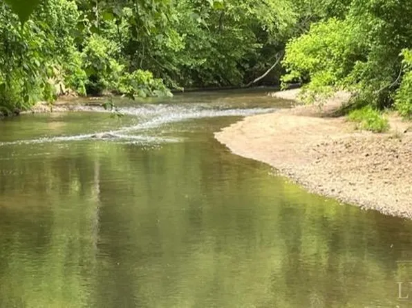 5 Trestle Rdg, Goode, VA 24556