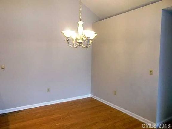 2nd image of 8177 Sultana Cres