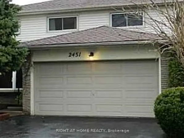 2451 Sinclair Cir, Burlington, ON L7P 3K9