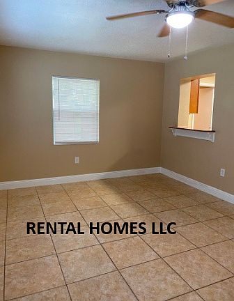 3rd image of 238 S 3rd St #238