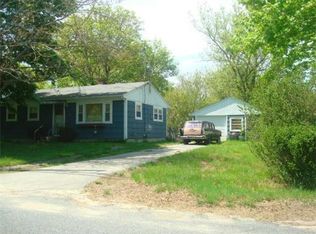 69 Union Ave, Westport, MA 02790