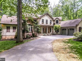 4 Padonia Woods Ct, Cockeysville, MD 21030