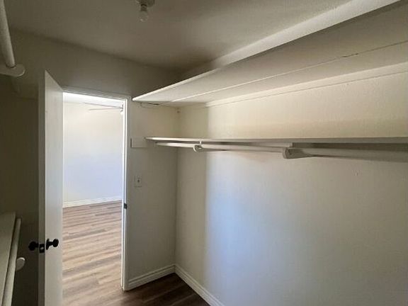 5th image of 596 E Stetson Ave
