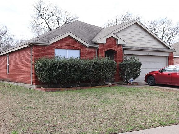 5th image of 810 Creekside Dr