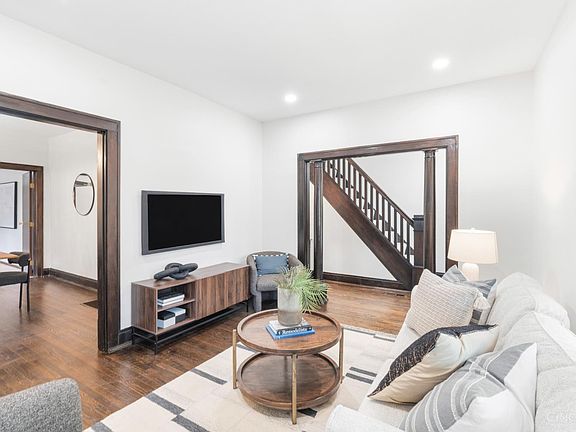 5th image of 6390 Meis Ave