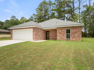 308 Schweitzer Ave, Leesville, LA 71446