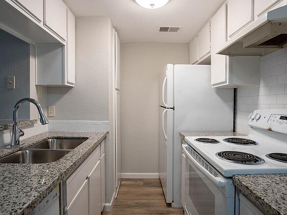 3rd image of 3274 Branard St APT 12