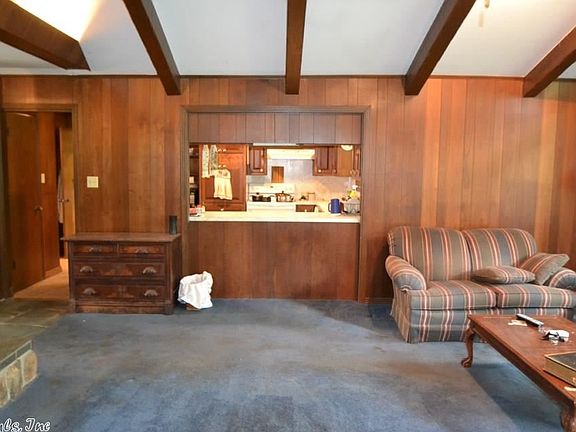 5th image of 903 Skyline Dr