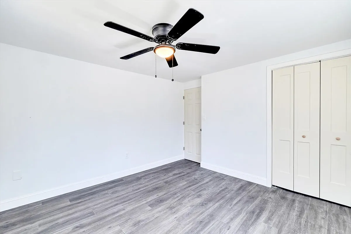 4 bed, 1551 sqft, $2,500 — Photo 4