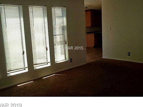 4th image of 500 Buttonwood Ln #0