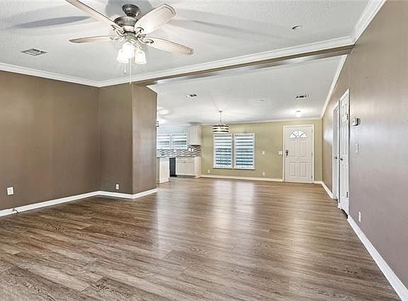 4th image of 16139 River Rd