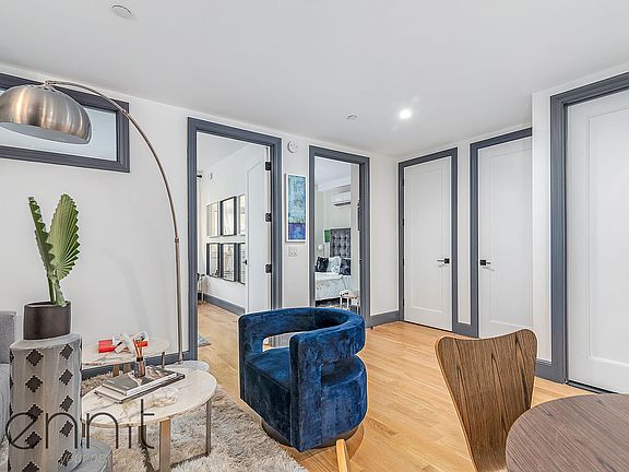 4th image of 1430 Fulton St #912
