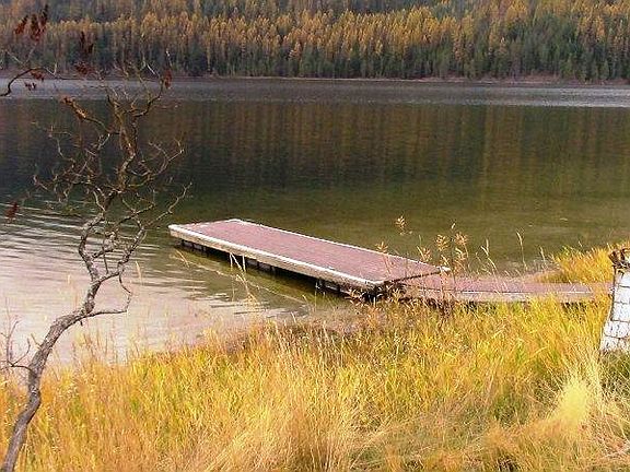 124 feet of Bull Lake frontage