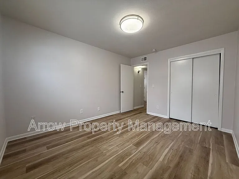 2206 K St #23 — Photo 6