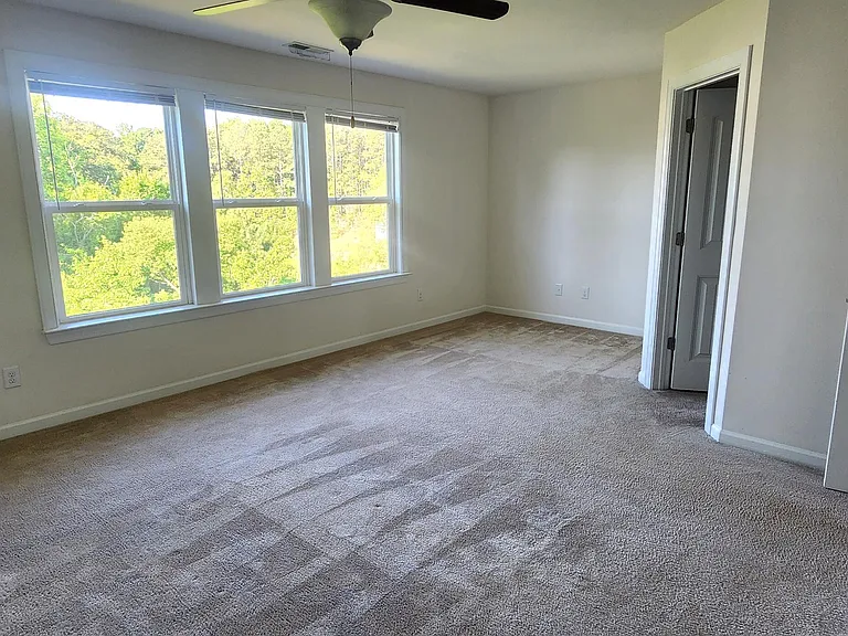 2209 Kirkhaven Rd — Photo 7