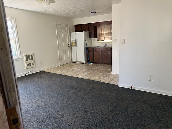 2nd image of 108 Jarboe St