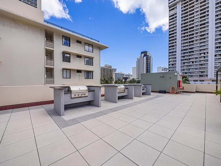 2211 Ala Wai Blvd #915 — Photo 18