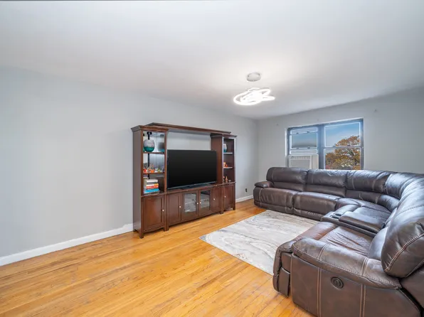 147-14 84th Road image 7 of 21