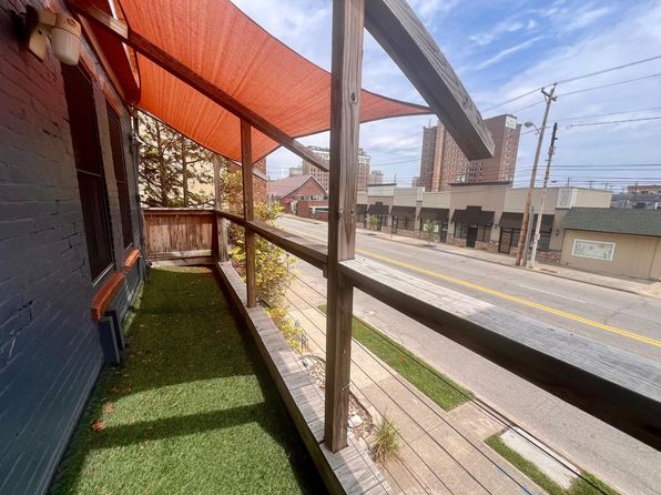 huntington-west-virginia-439312447 picture