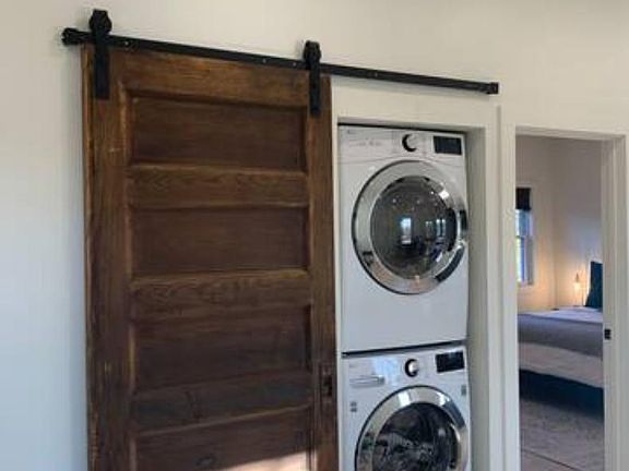 4th image of 495 Breckenridge St #3
