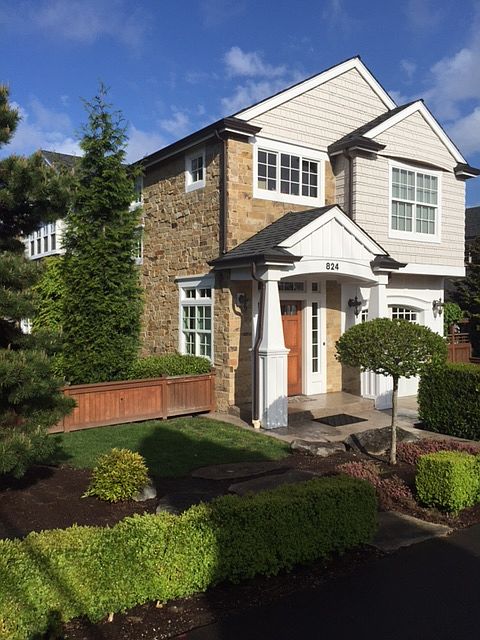 1st image of 824 Kirkland Ave