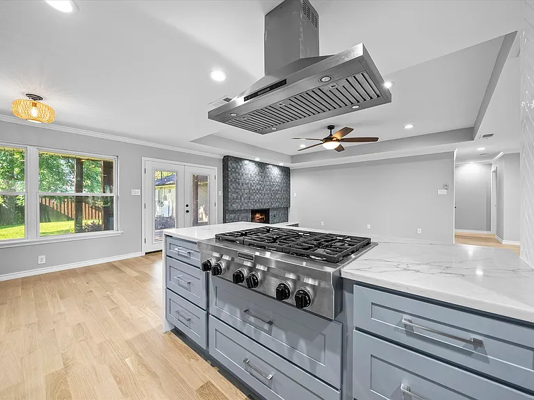 12408 Cedar Bend Dr — Photo 18