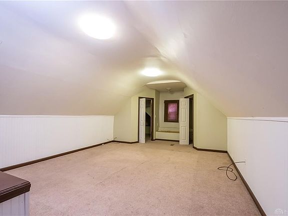4th image of 2305 Benson Dr