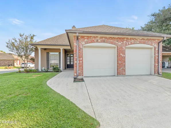 111 Imperial Palm Ln, Lafayette, LA 70508