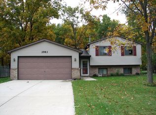 2983 Harding St, Pinckney, MI 48169