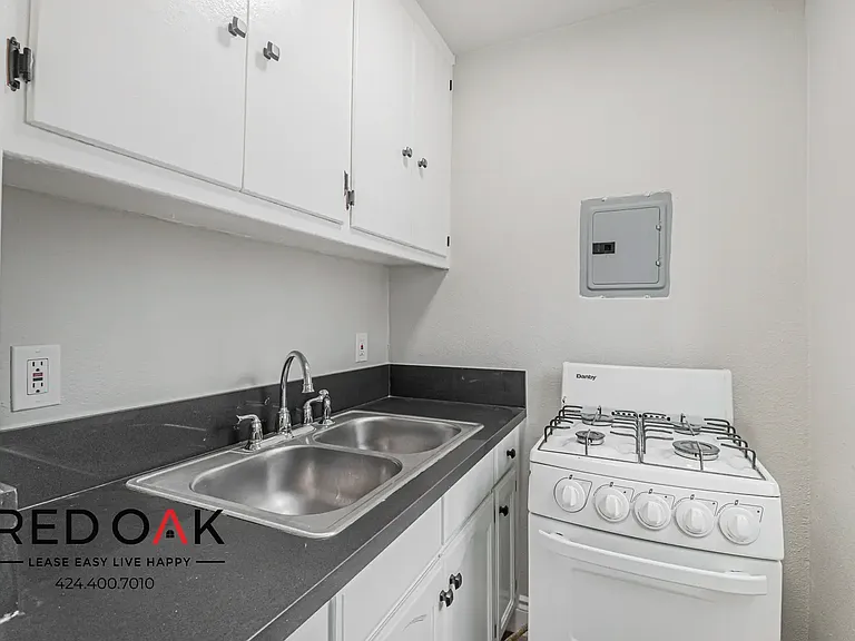 2828 Consol Ave #15B — Photo 15