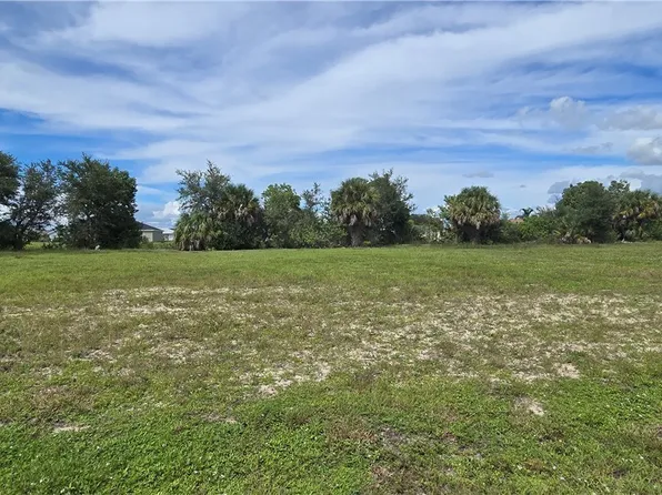 1315 NW 8th Ter, Cape Coral, FL 33993