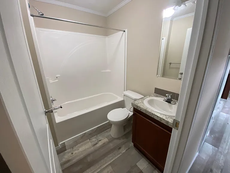 32 Rockport Rd — Photo 6