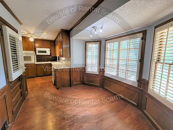 5th image of 3263 Kimberly Woods Ct