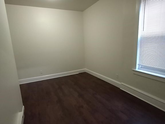 5th image of 1206 W Rockland St #1